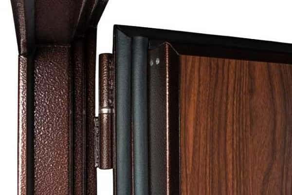 Ремонт дверной коробки и замена уплотнителя